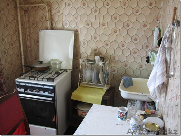 продам б/у кухонную мойку за 2000 тенге - Изображение #1, Объявление #250438