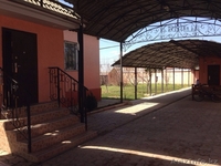 5-комнатный дом с 2-х комнатной времянкой, напротив зоопарка, с навесом, фруктов - Изображение #1, Объявление #1253890