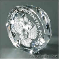 сувениры с трехмерным изображением визитки или логотипа внутри оптического стекл - Изображение #1, Объявление #1248482