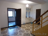 дом новый  2 этажа из жженого кирпича, общей площадью 222 м2, хозпостройки, сад - Изображение #10, Объявление #1620691