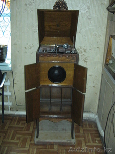 большая коллекция старинной радиоаппаратуры - Изображение #3, Объявление #5604