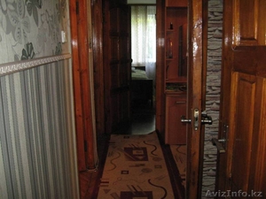 Продается 4-х комнатная квартира в Шымкенте (Казахстан) - Изображение #3, Объявление #1105724