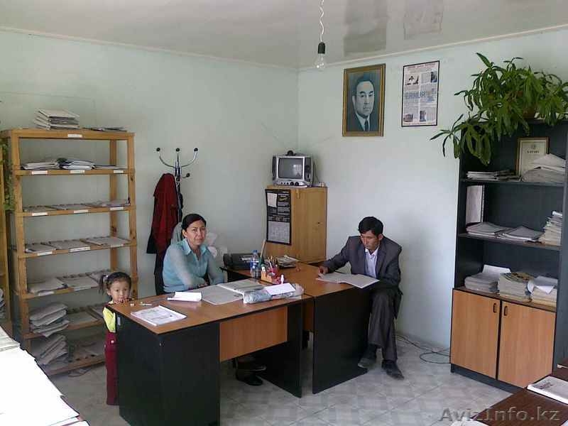 Срочно продается коммерческое 1 этажное здание в центре г. Сарыагаш, ЮКО - Изображение #3, Объявление #173256