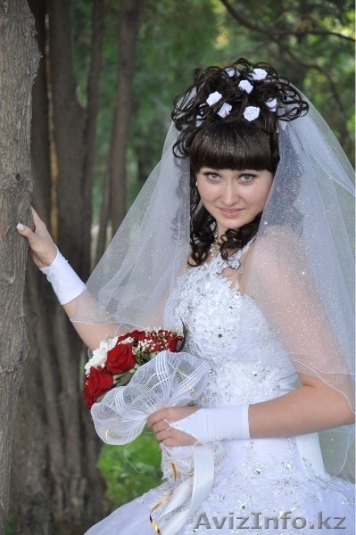 ПРОДАМ СВАДЕБНОЕ ПЛАТЬЕ И АКСЕССУАРЫ К НЕМУ !! - Изображение #3, Объявление #618599