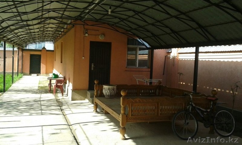 5-комнатный дом с 2-х комнатной времянкой, напротив зоопарка, с навесом, фруктов - Изображение #2, Объявление #1253890