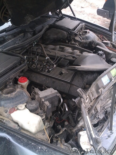 Продам бмв по запчастям е39 528i 1997г tauring дельфин универсал битая морда - Изображение #3, Объявление #1484601