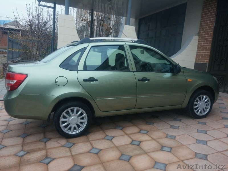 Lada Granta колумбийский зелень (более не невыпускается в этом цвете) - Изображение #3, Объявление #1516785