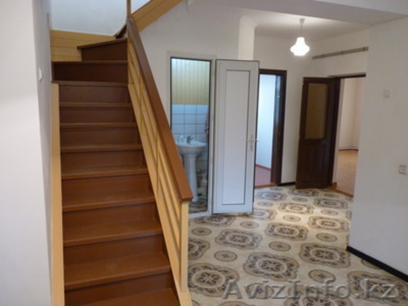 дом новый  2 этажа из жженого кирпича, общей площадью 222 м2, хозпостройки, сад - Изображение #4, Объявление #1620691